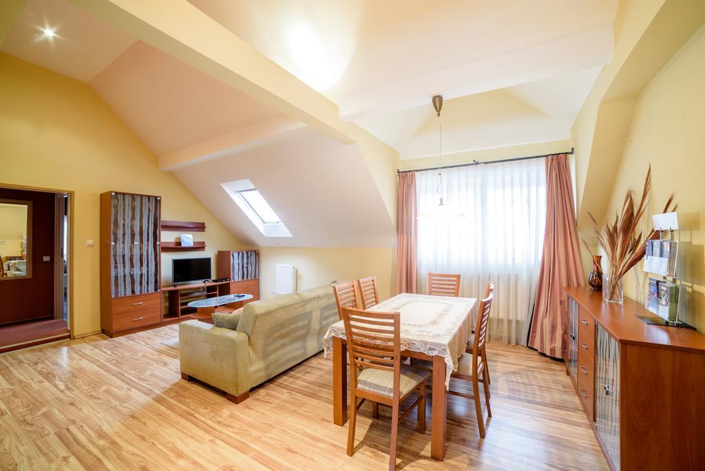 Park Apartment Krakau Exterior foto